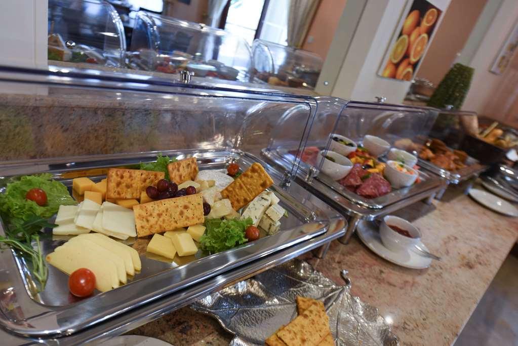 Casa Solada Hotel Kampala Ngoại thất bức ảnh